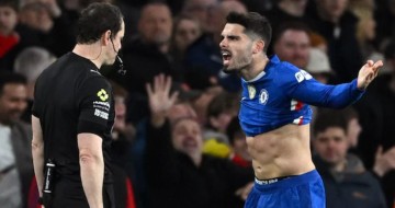 PG赏金女王、PG电子-官方：佩德罗-内托因红牌后未及时离场+辱骂裁判被英足总指控